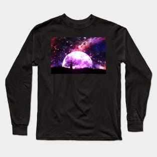 Lone tree over rising pink moon Long Sleeve T-Shirt